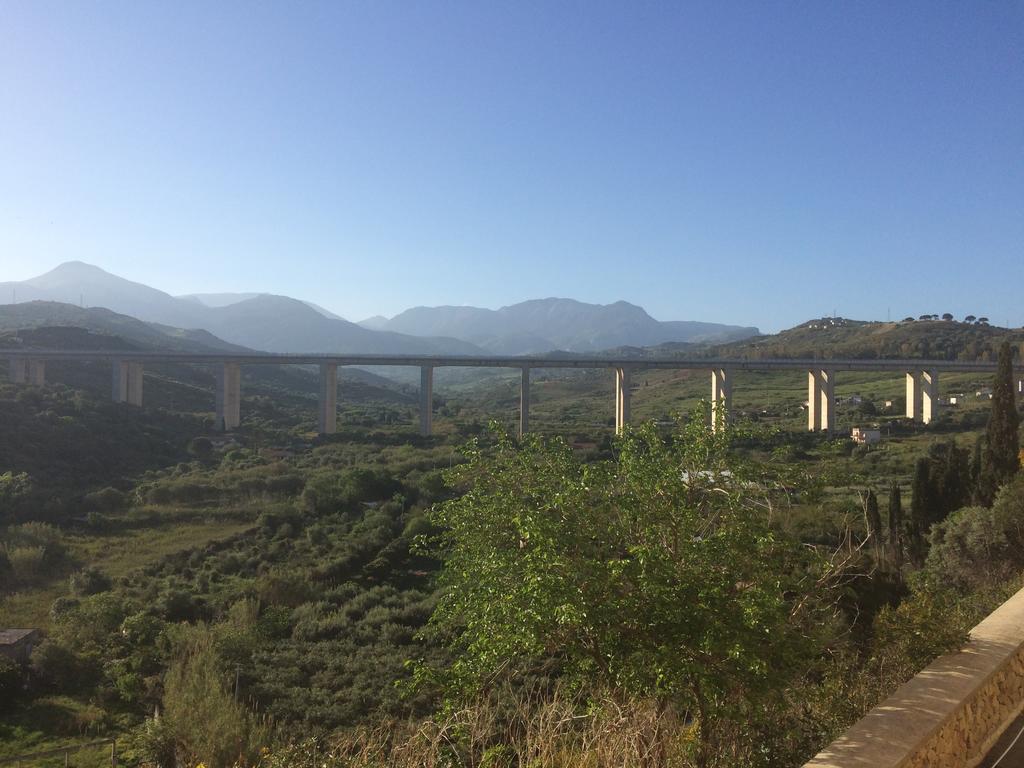 Casa Vacanza Paradise Vicino Cefalu Con Servizio Di Piscina A 3 Chilometri Daire Campofelice Di Roccella Dış mekan fotoğraf