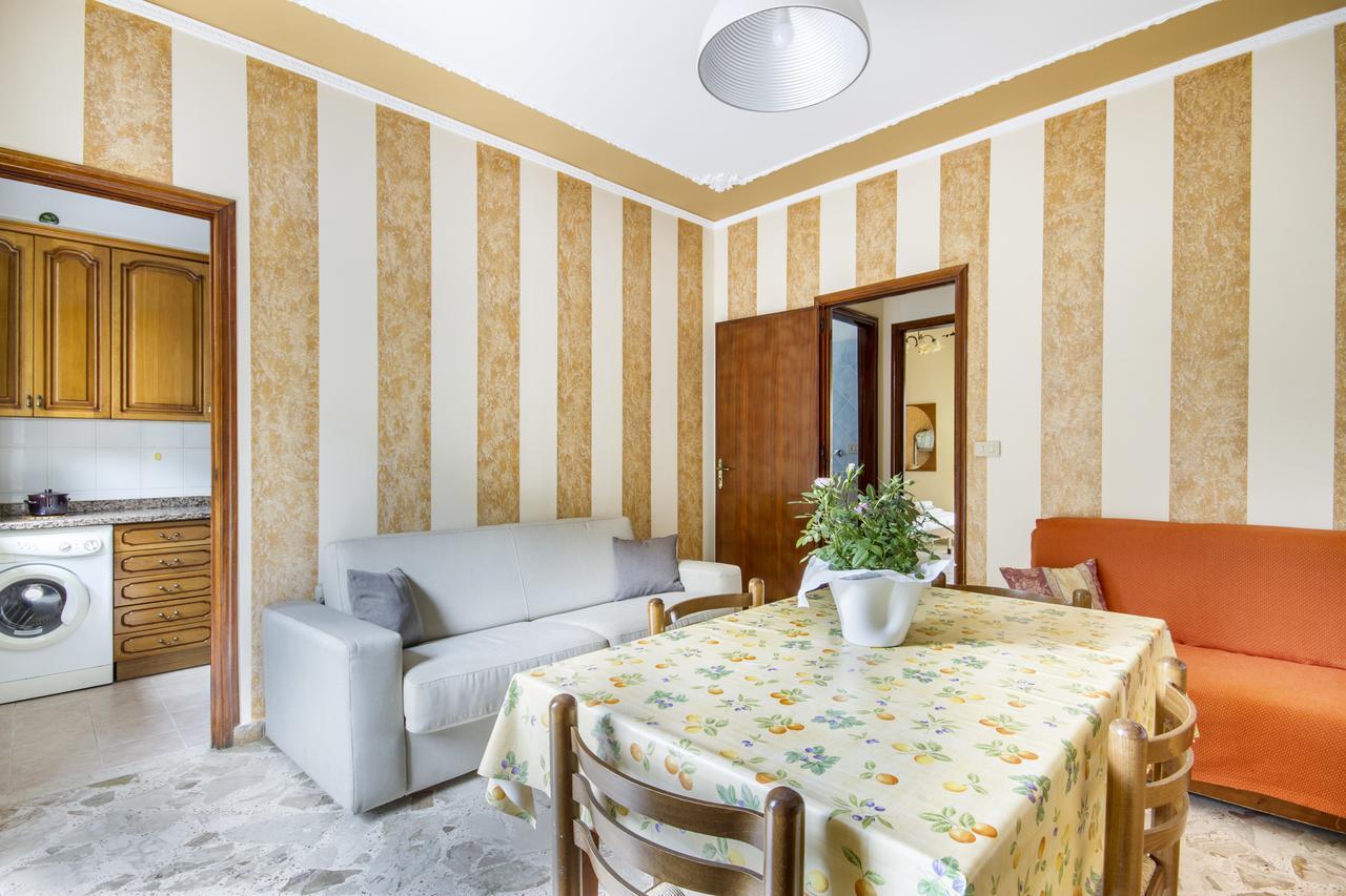 Casa Vacanza Paradise Vicino Cefalu Con Servizio Di Piscina A 3 Chilometri Daire Campofelice Di Roccella Dış mekan fotoğraf